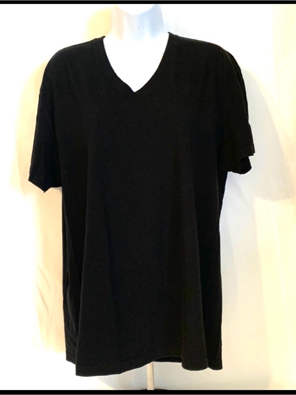 Polo by Ralph Lauren Woman’s Size Large Solid Black V Neck Short Sleeve T-shirt